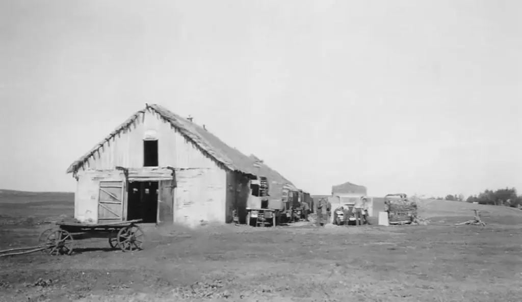 Опубліковано архівні фото мешканців Клеваня 1940-х років Опубліковано архівні фото мешканців Клеваня 1940-х років