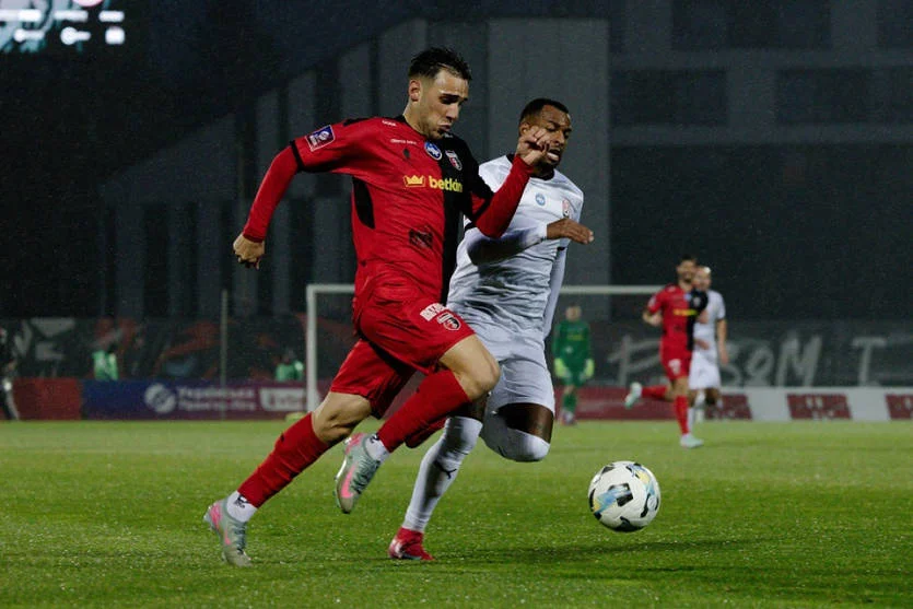 Замість стіни — Горох!