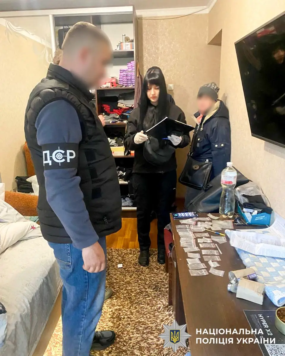 У Рівному викрили групу, яка збувала метамфетамін