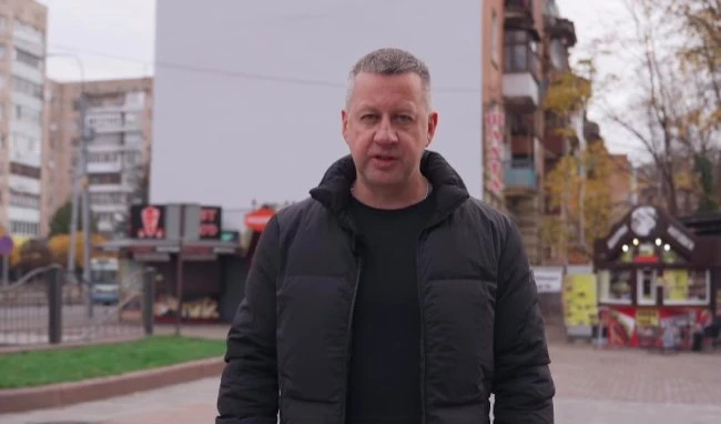 Шакирзян засудив нічну спробу створити мурал біля ЦУМу