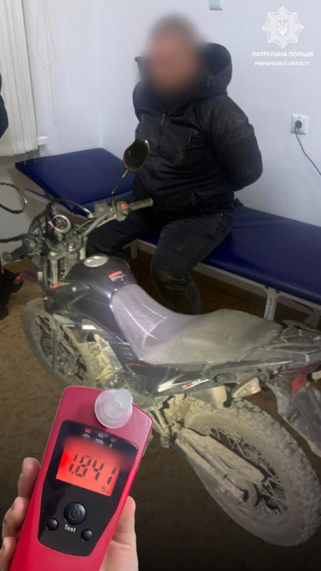 У Рокитному затримали нетверезого водія, який намагався втекти від патрульних