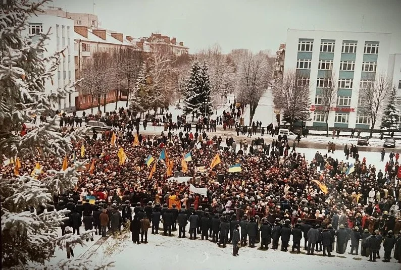 Як Революція Гідності змінила українців: рівненський історик про покоління постійних змін