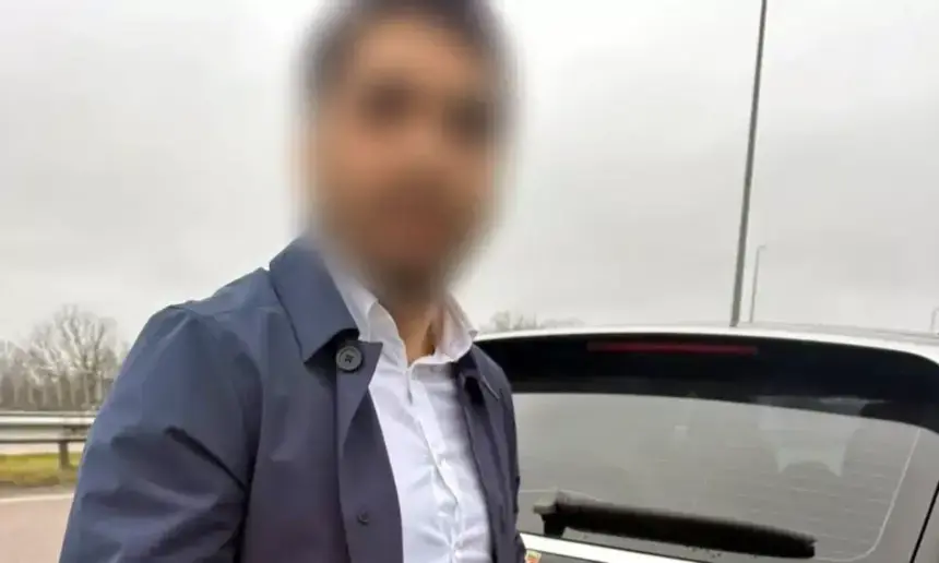 На Рівненщині затримали авто втікачів, які виманили гроші в пенсіонерки