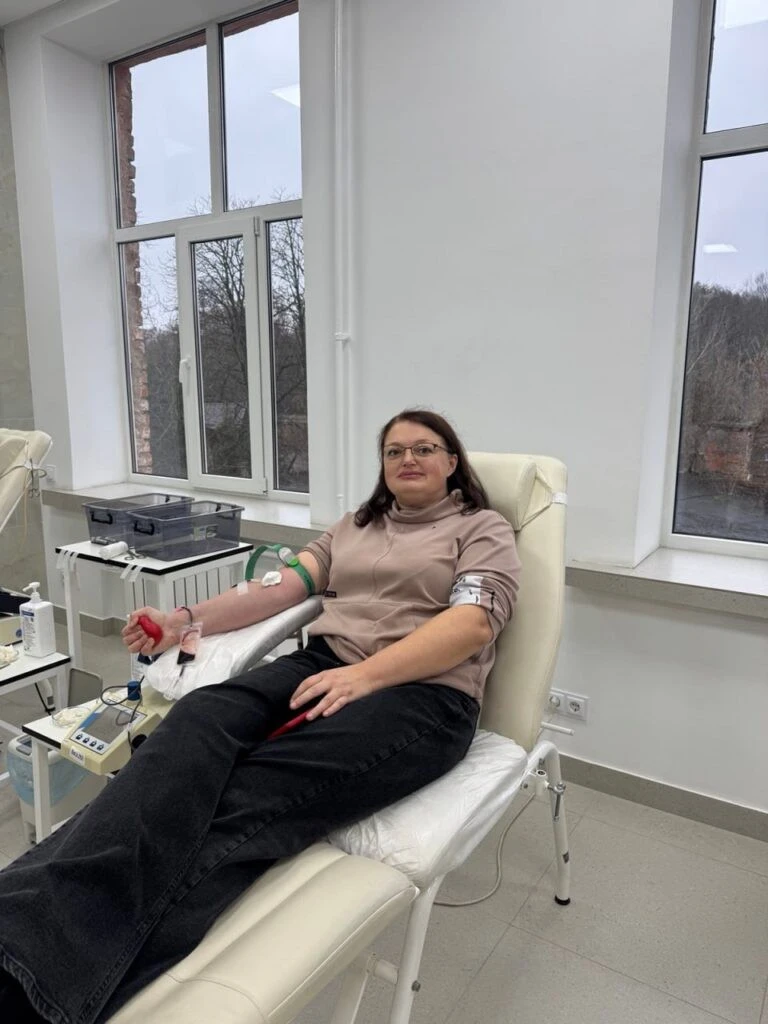 Рівненська служба крові працює на межі: місто знову чекає на донорів