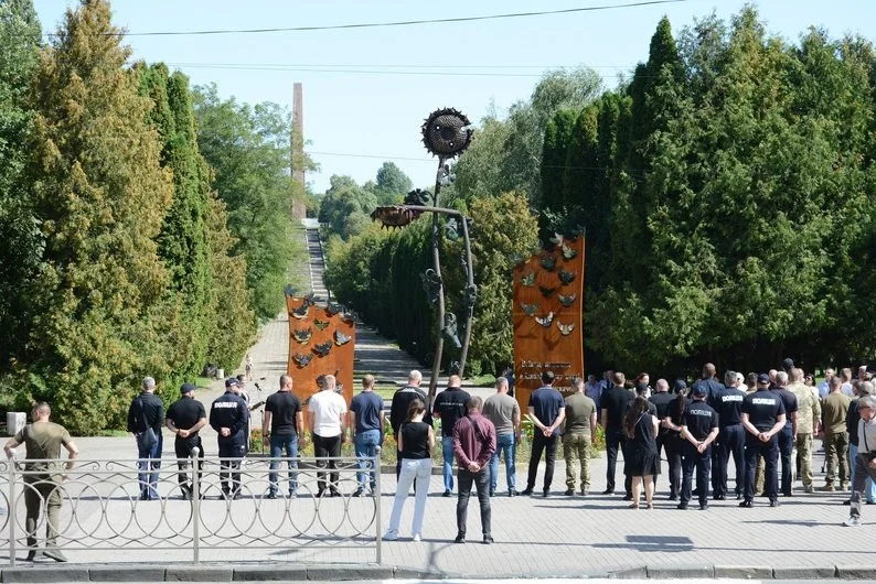 Пагорб Слави у Рівному готують до переосмислення – містян кличуть визначити майбутнє меморіалу Пагорб Слави у Рівному готують до переосмислення – містян кличуть визначити майбутнє меморіалу
