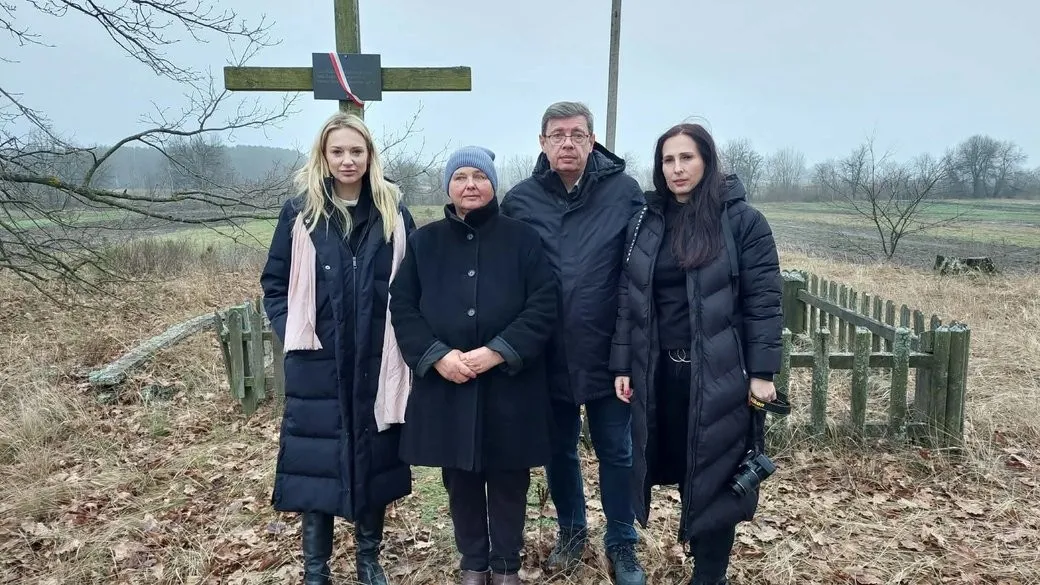 У селі Угли розпочали підготовку до ексгумації жертв Волинської трагедії