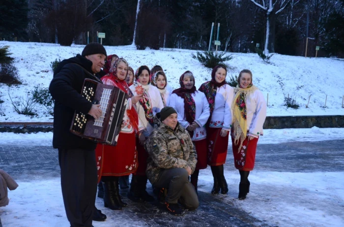 Різдвяні мелодії Рівного: понад 2000 учасників на XXII фестивалі
