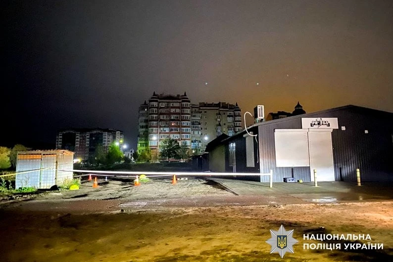 У Рівненській області поліцейського поранили під час затримання агресивного чоловіка