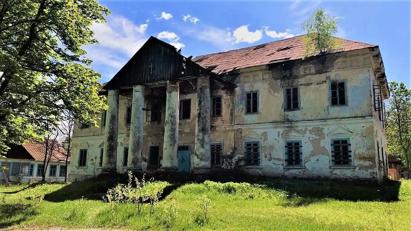 Палац Красицьких у Володимирці збережуть, але реставрації поки не буде