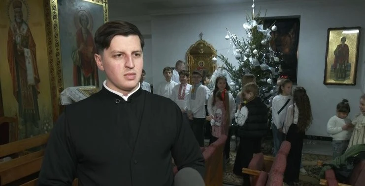 Різдвяний передзвін задля перемоги: у Рівному хорові колективи збирали кошти на роботів та зв’язок для ЗСУ
