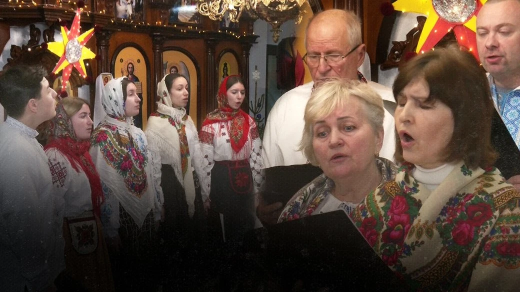 Різдвяний передзвін задля перемоги: у Рівному хорові колективи збирали кошти на роботів та зв’язок для ЗСУ