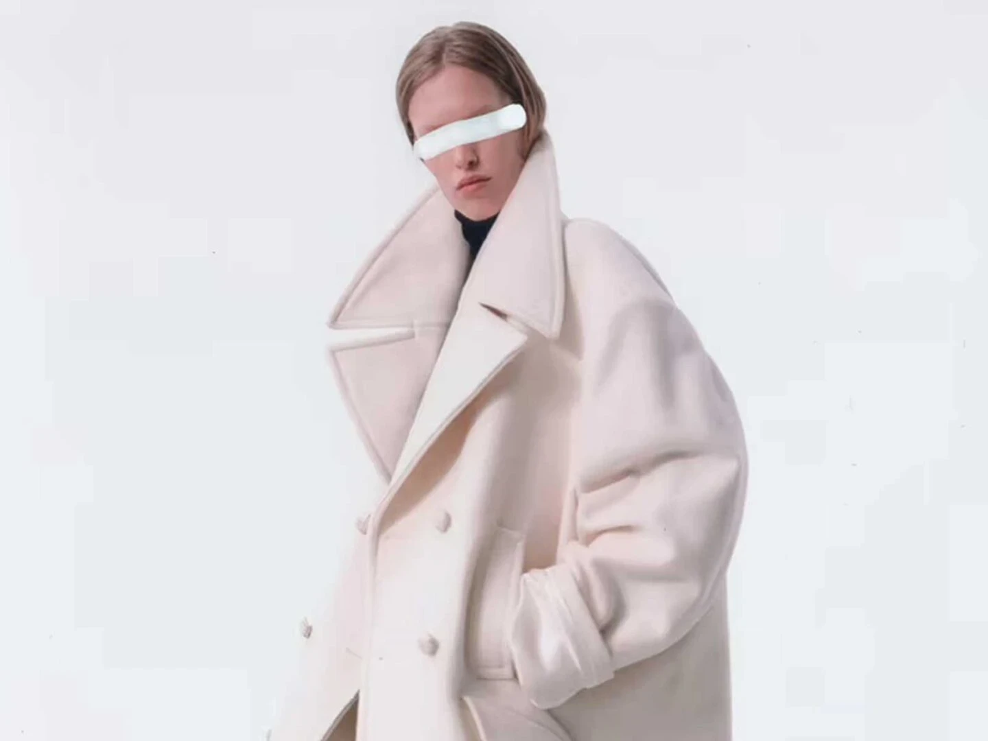 Як зібрати зимовий гардероб з речей Maison Margiela: ідеї стильних та практичних образів