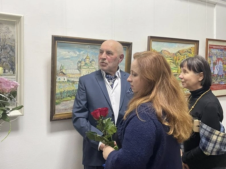 Живописна географія Віктора Гвоздинського: у Рівному відкрили ювілейну виставку митця