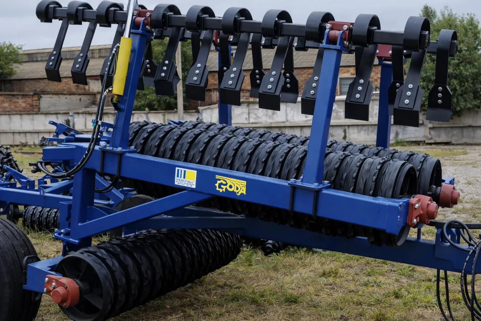 Українська техніка для Рівненщини: аграрії регіону отримали мільйонні компенсації