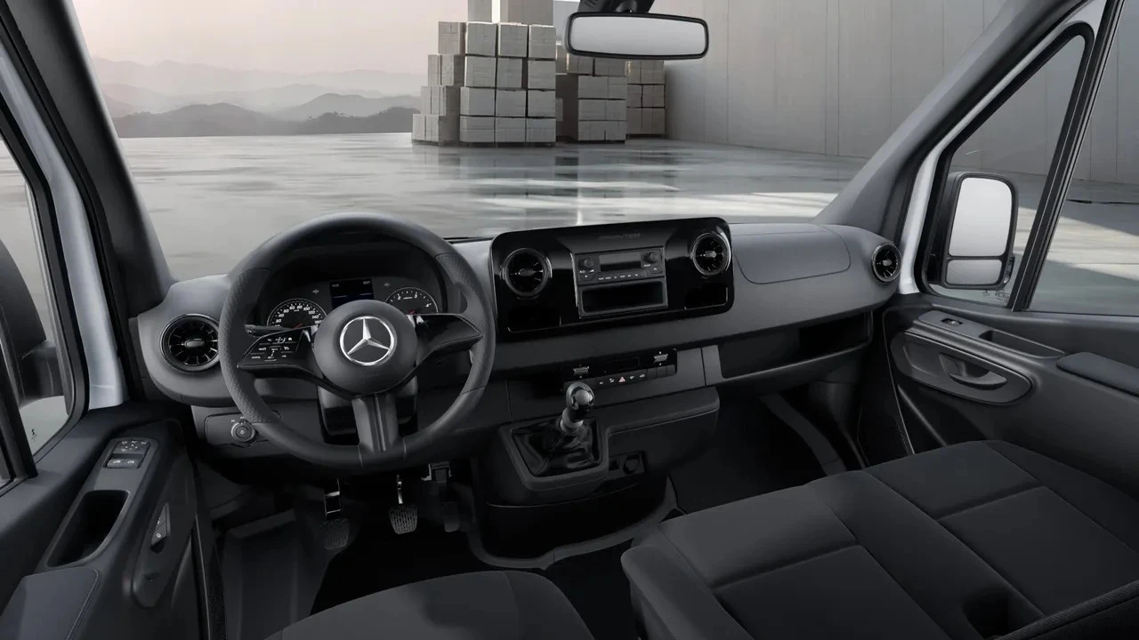 Mercedes-Benz Sprinter: надійний помічник бізнесу вже багато років