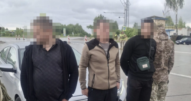 Правоохоронець з Харкова намагався вивезти ухилянтів до білоруського кордону через Рівненщину