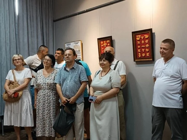 Рівненський музей презентував унікальну колекцію дерев’яних скіфських прикрас