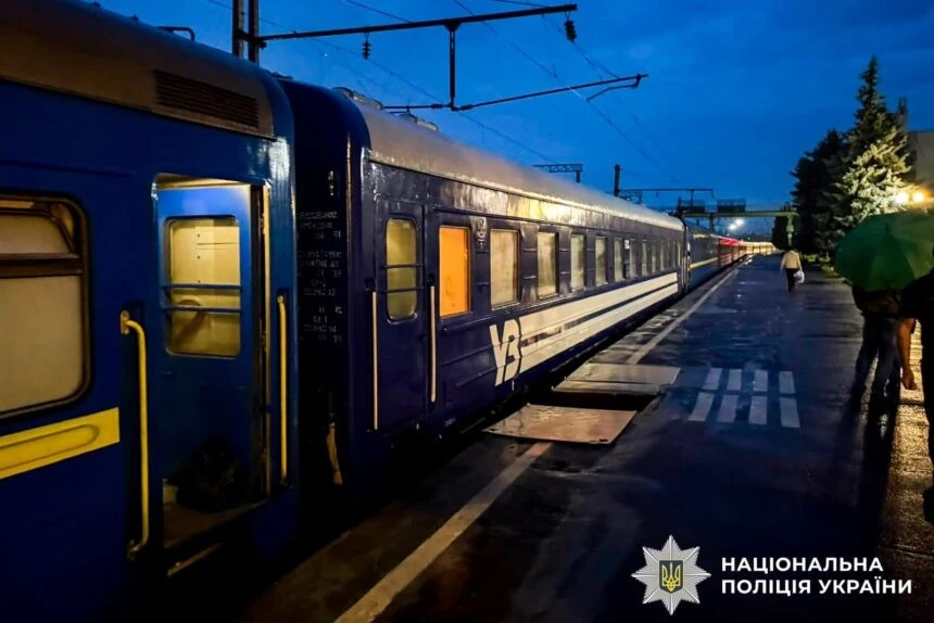 Трагедія на залізниці у Рівному: потяг наїхав на нетверезого чоловіка