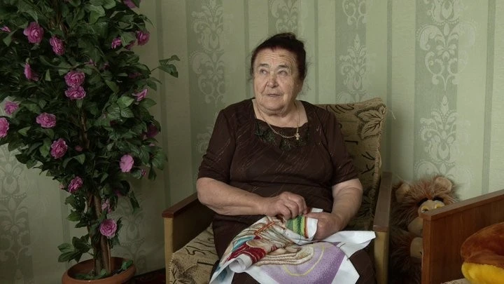 88-річна вишивальниця з Рівненщини розкрила рецепт бадьорості: голка, кава і молитва