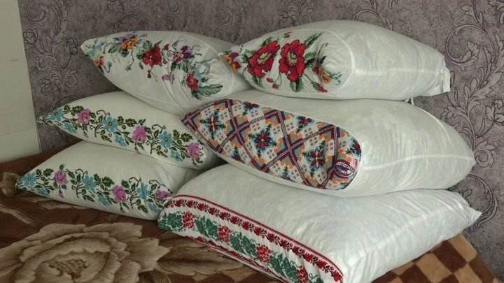 88-річна вишивальниця з Рівненщини розкрила рецепт бадьорості: голка, кава і молитва